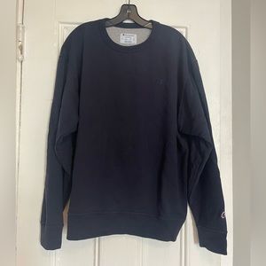 Champion Men’s XL Navy Blue Crewneck